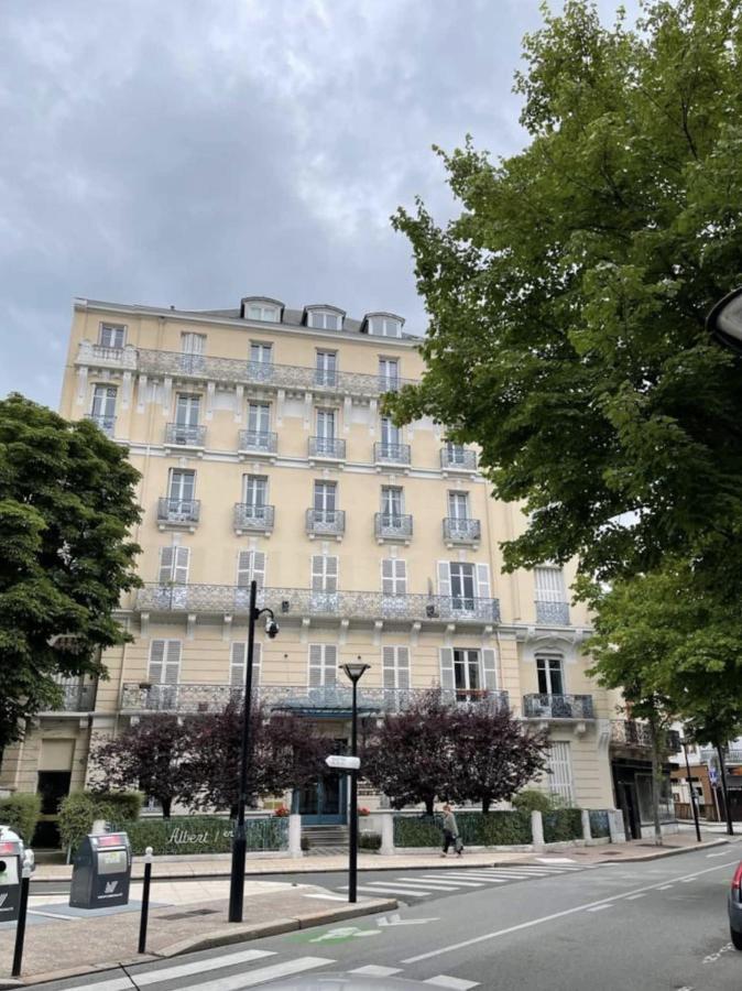 Le 5E - Appartement Design Dans Un Ancien Palace Vichy Eksteriør billede